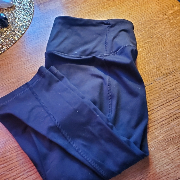 Victoria Secret Sport Capri Leggings - Picture 1 of 2